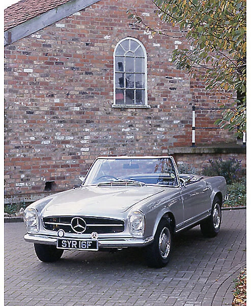 Mercedes-Benz 250SL Auto, 1968, Silver