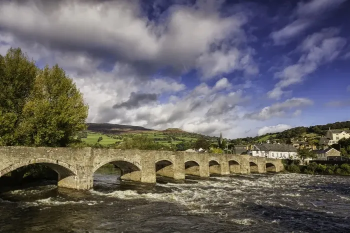 Framed Print : Crickhowell Bridge Print, River Usk Scene Framed Print : Crickhowell Bridge Print, River Usk Scene