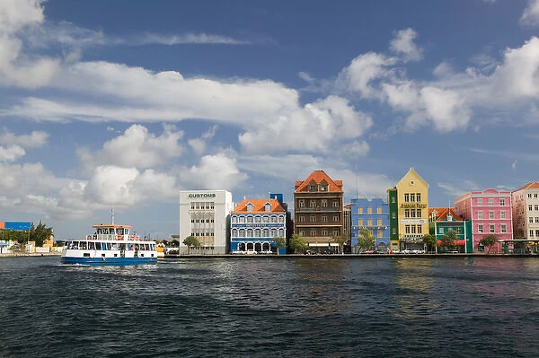 ABC Islands - CURACAO - Willemstad: Harborfront Buildings of Punda & Harbor Ferry
