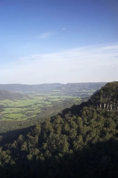 Australia, New South Wales, Southern Highlands, View over Kangaroo Valley from Manning