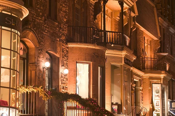 Canada-Quebec-Montreal: Evening View of Crescent Street rue Crescent  /  Winter