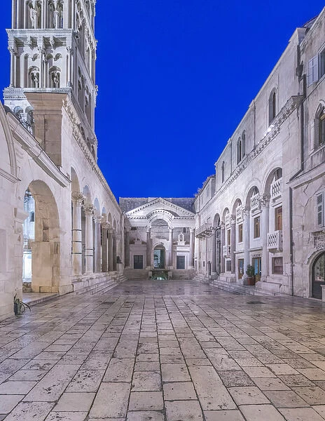 Croatia, Split, Diocletians Plaace at Dawn