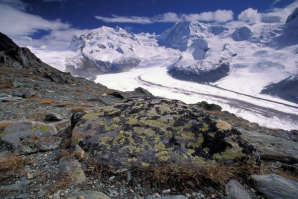 EU, Switzerland, Matterhorn Region, Zermatt Monte Rosa and Liskamm Peak
