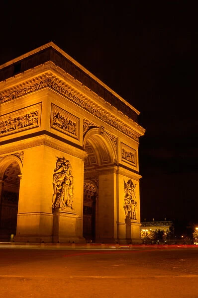 03. France, Paris, Arc de Triomphe at night