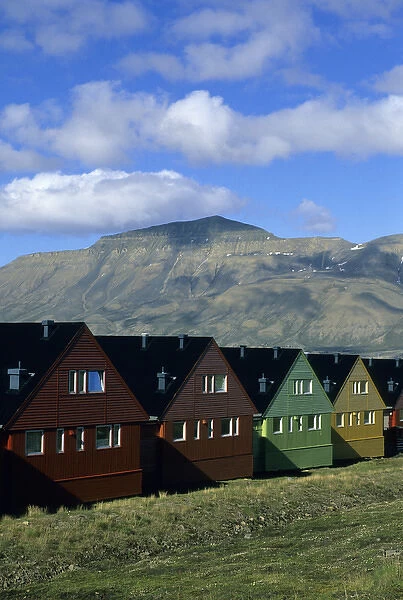Norway, Svalbard, Spitsbergen, Longyearbyen, largest settlement, Norwegian, July