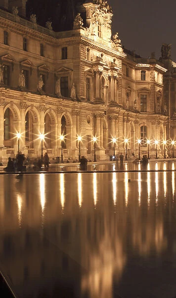 Reflecting pool at the Louvre, Paris, France