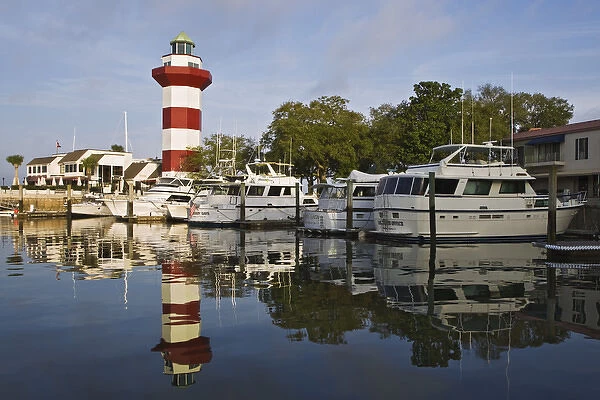USA, South Carolina, Hilton Head. Peaceful boat harbor. Credit as: Dennis Flaherty