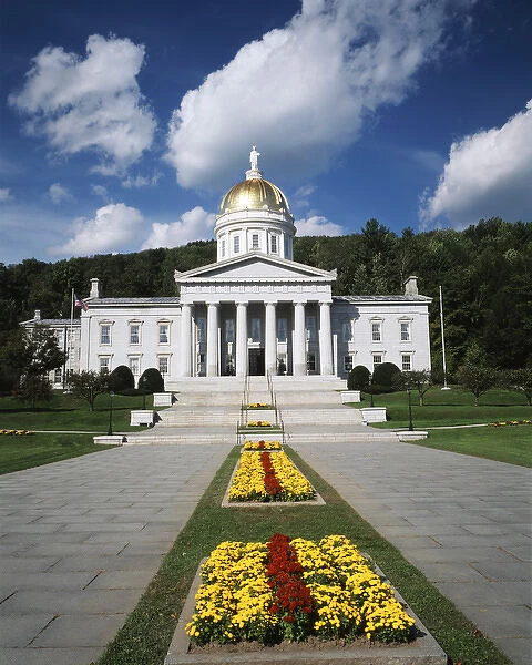 USA, Vermont, Montpelier, Vermont State Capitol and flower beds leading up to entrance