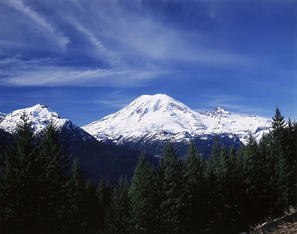 USA, Washington State, View of Mt Rainer National Park