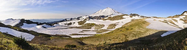 Washington, Cascade Mountains. Mount Baker panorama, from Ptarmigan Ridge