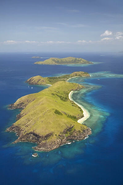 Yanuya Island, (and Tavua Island in background), Mamanuca Islands, Fiji, South Pacific