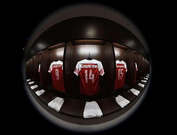 Aubameyang's Arsenal Shirt in Atletico Madrid Changing Room during International Champions Cup 2018