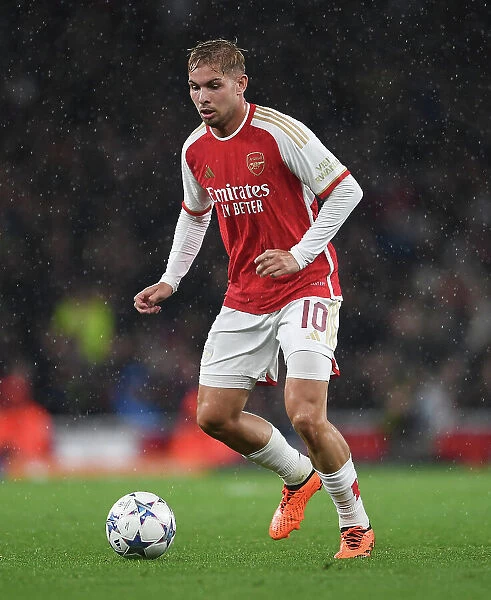 Emile Smith Rowe's Star Performance: Arsenal's Champions League Triumph Over PSV Eindhoven (2023-24)