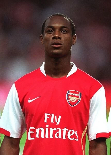 Justin Hoyte's Triumph: Arsenal's 3-0 Victory Over Sparta Prague in the UEFA Champions League (2007)