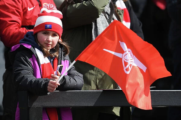 Young Arsenal Fan's Passion: Arsenal Women vs Manchester City, FA Women's Super League