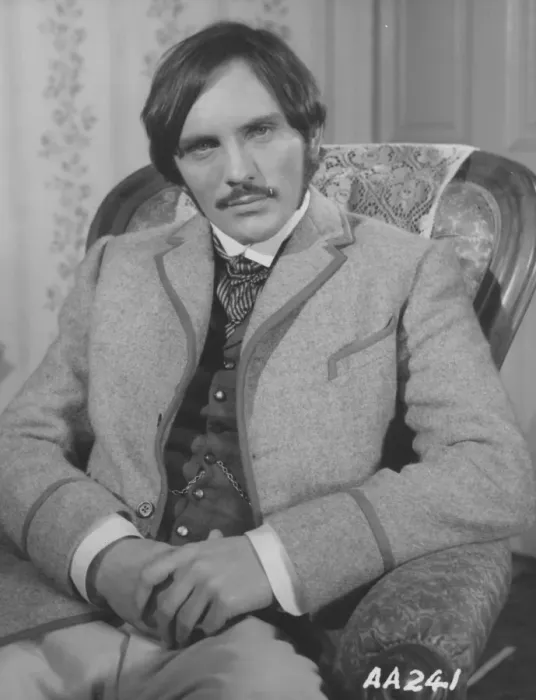Framed Print : Terence Stamp in Far From The Madding Crowd 1967 Print Framed Print : Terence Stamp in Far From The Madding Crowd 1967 Print
