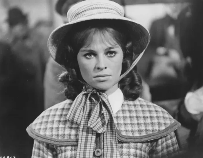 Framed Print : Julie Christie in Far From The Madding Crowd 1967 StudioCANAL Print Framed Print : Julie Christie in Far From The Madding Crowd 1967 StudioCANAL Print
