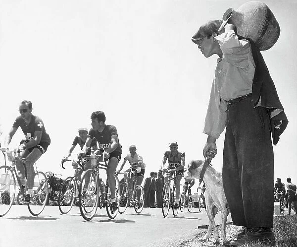 10 02646. Giro D'italia. 1954