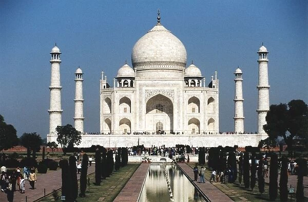 Taj Mahal, Agra, India, marble Mausoleum built 1632-1654 by Shah Jahan for his wife