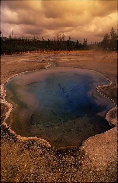 Emerald pool Yellowstone National Park, Wyoming, United States
