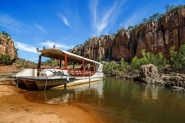 Sightseeing Boat at Katherine Gorge, Nitmiluk National Park, Northern Territory, Australia