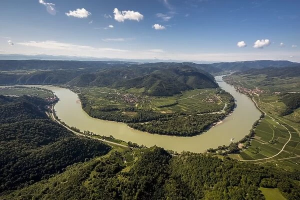 Aerial view, Danube bend, at Durnstein, Lower Austria, Austria