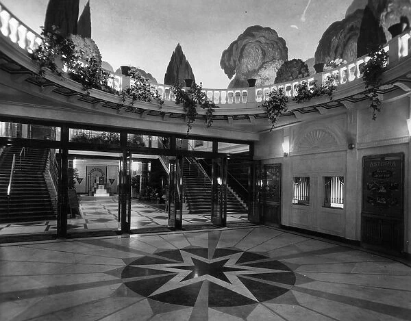Brixton Astoria. 19th August 1929: The entrance Hall of the Brixton Astoria