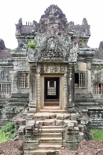 Gate at Banteay Samre temple