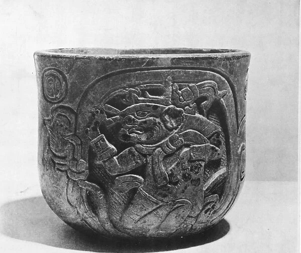 Mayan Pottery With Engraved Jaguar