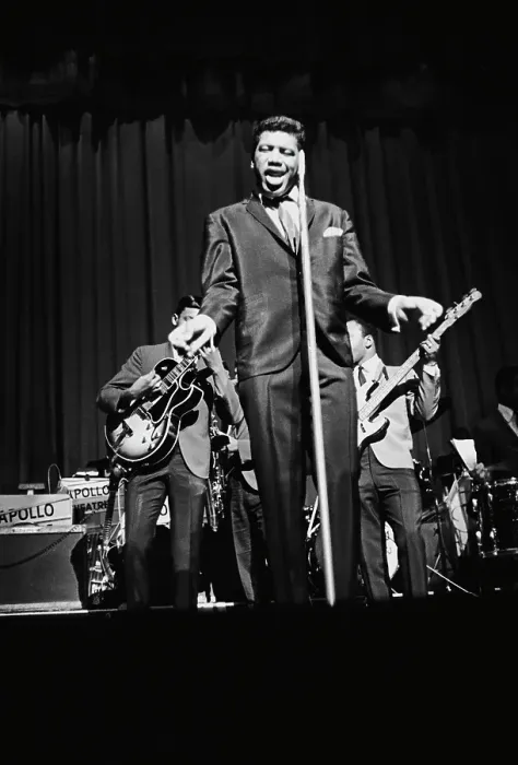 Framed Print : Ben E. King at the Apollo Theater Print