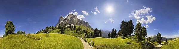 Mountain peak, Mt Peitlerkofel, Villnoess, Funes, Dolomites, South Tyrol, Italy