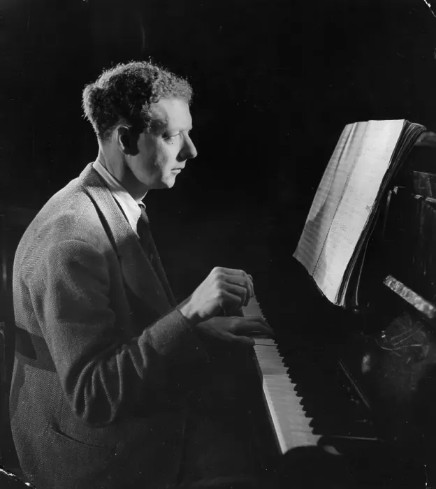 Framed Print : Benjamin Britten Print, 1945