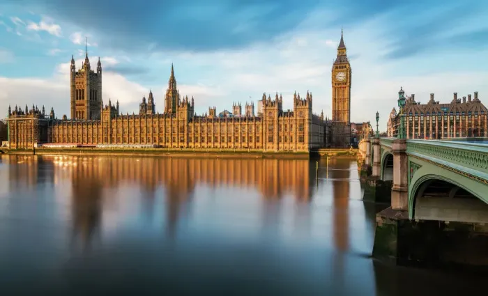 Framed Print : Golden Light on the Palace of Westminster Print Framed Print : Golden Light on the Palace of Westminster Print