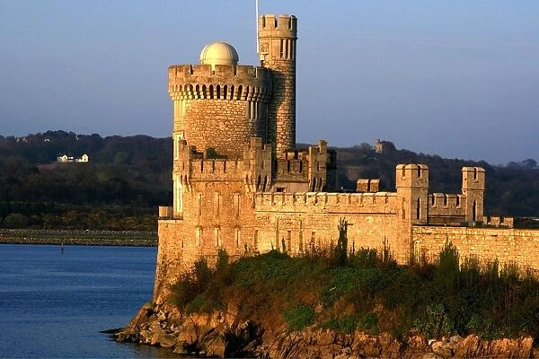 turret, travel, fortress, castle, landmark, architecture, outdoors, building, Irish