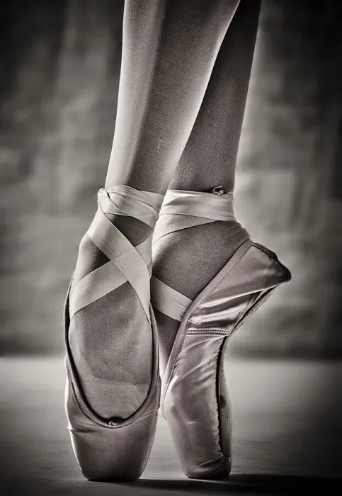 Framed Print : On Point Close-up Ballet Dancer Print Framed Print : On Point Close-up Ballet Dancer Print