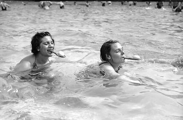 Egg and Spoon swimming race Victoria Park 7th August 1937