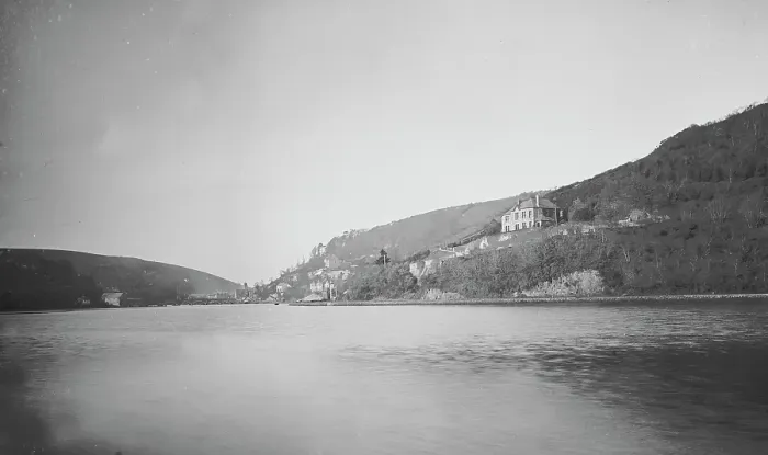 Framed Print : Print of Looe River, Cornwall, 1890s Framed Print : Print of Looe River, Cornwall, 1890s