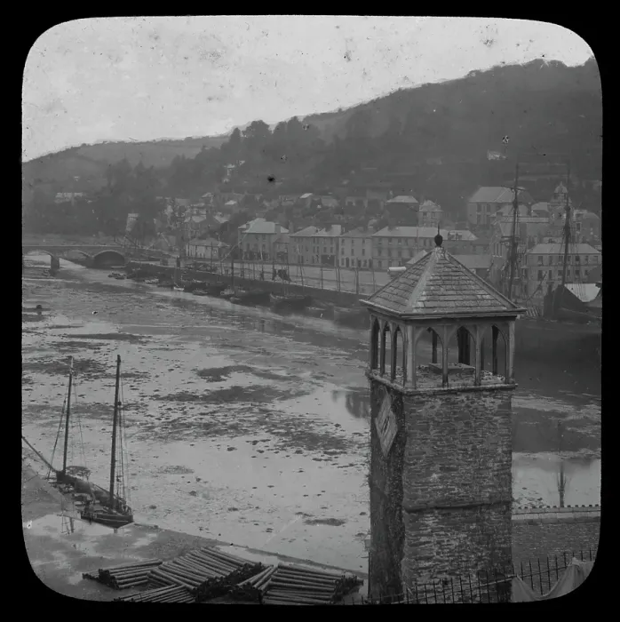 Framed Print : Print of View up river, Looe, Cornwall Framed Print : Print of View up river, Looe, Cornwall