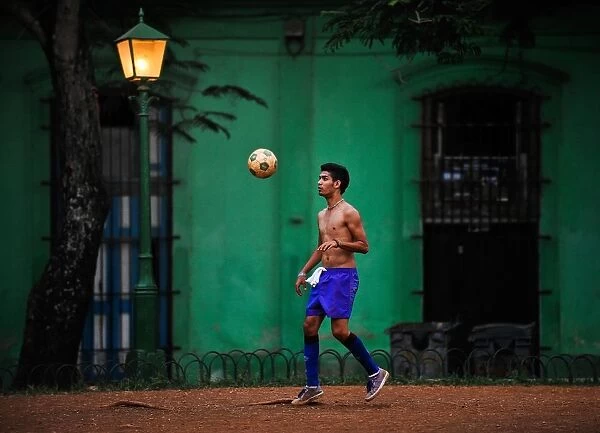 Cuba-Theme-Football