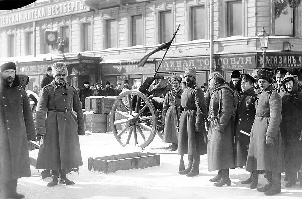 Barricades on Liteiniy Prospekt, St Petersburg, February 1917 (b  /  w photo)