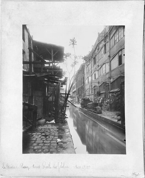 The Bievre, Passage Moret, Ruelle des Gobelins, Paris, May 1900 (b  /  w photo)