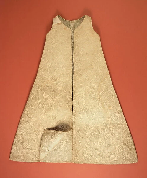 Childs dress (quilted silk satin)
