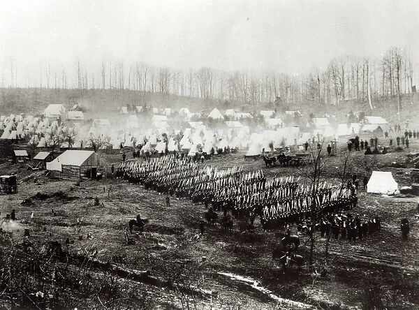 Federal Army encampment, 1862 (photo)