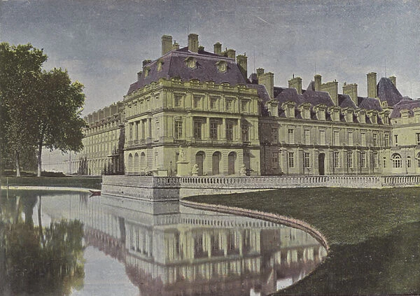 Fontainebleau, Cour de la Fontaine (coloured photo)
