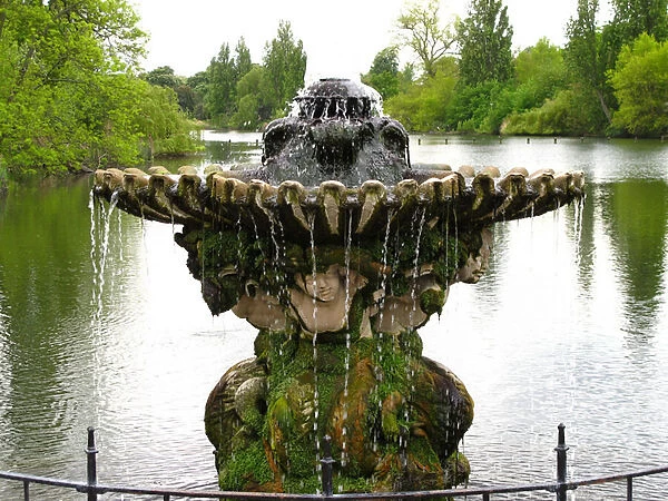Fountain in the Italian Garden, 1861 (stone)