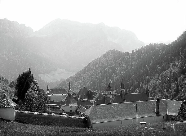 France, Rhone-Alpes, Isere (38): Massif de la Chartreuse, convent of the Grande Chartreuse, general view, 1920