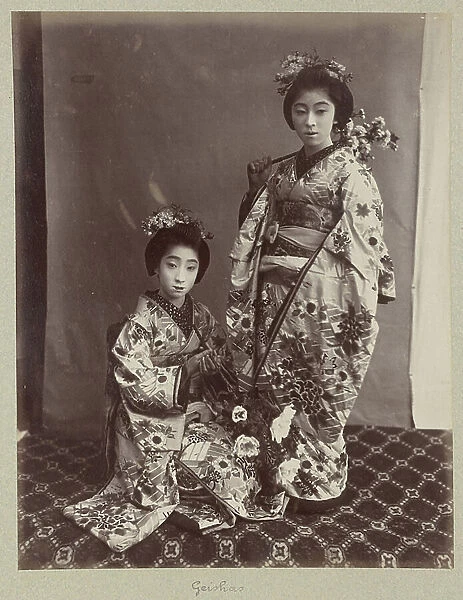 Geishas - Japan 1880-1910 (photo)