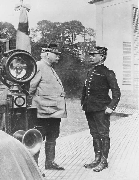 General Joffre and General Foch, 1914 (b  /  w photo)