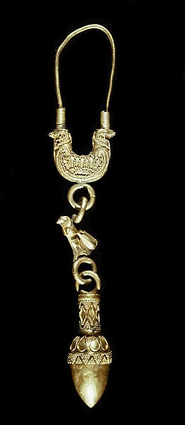 Gold earring. 7th or 6th century BC