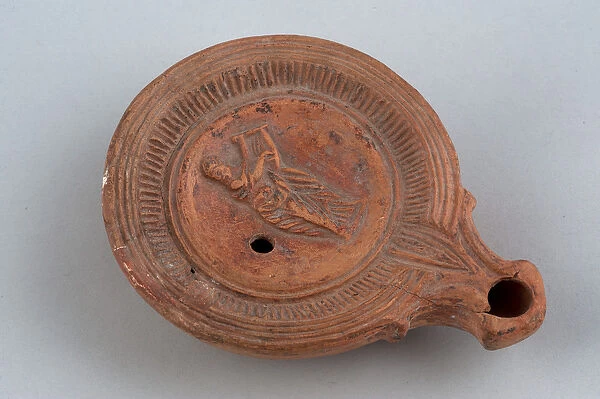 Lamp with figure playing the lyre (terracotta)